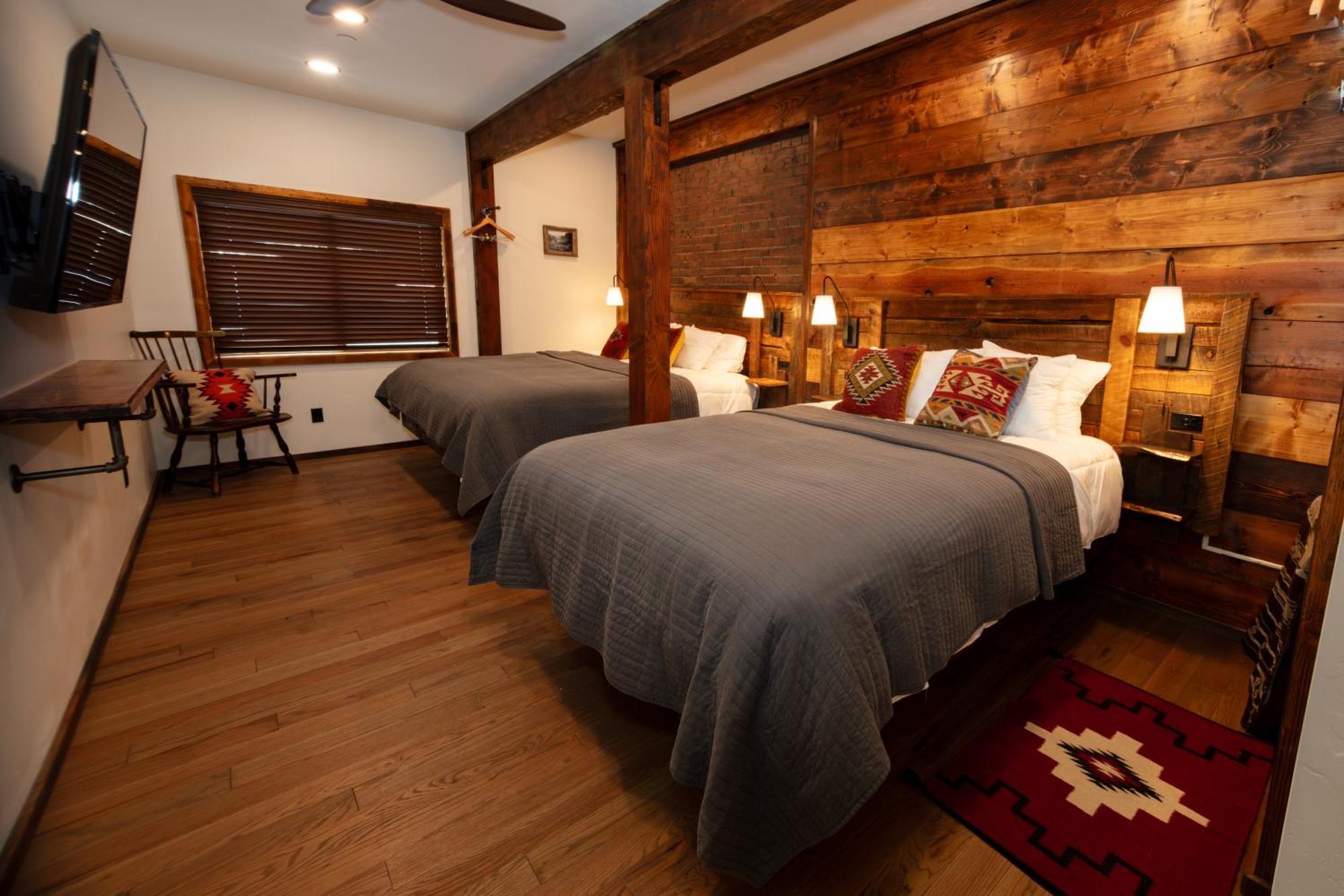 Silverton The Frenchman Suites מראה חיצוני תמונה