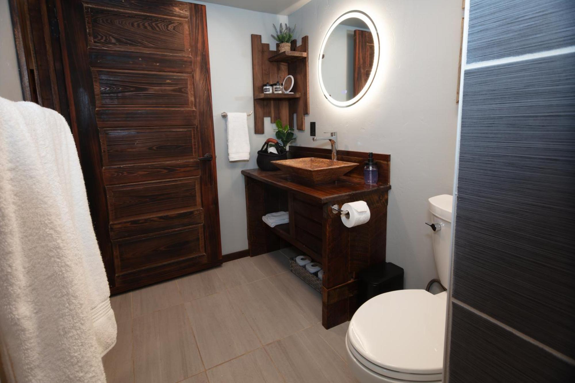 Silverton The Frenchman Suites מראה חיצוני תמונה